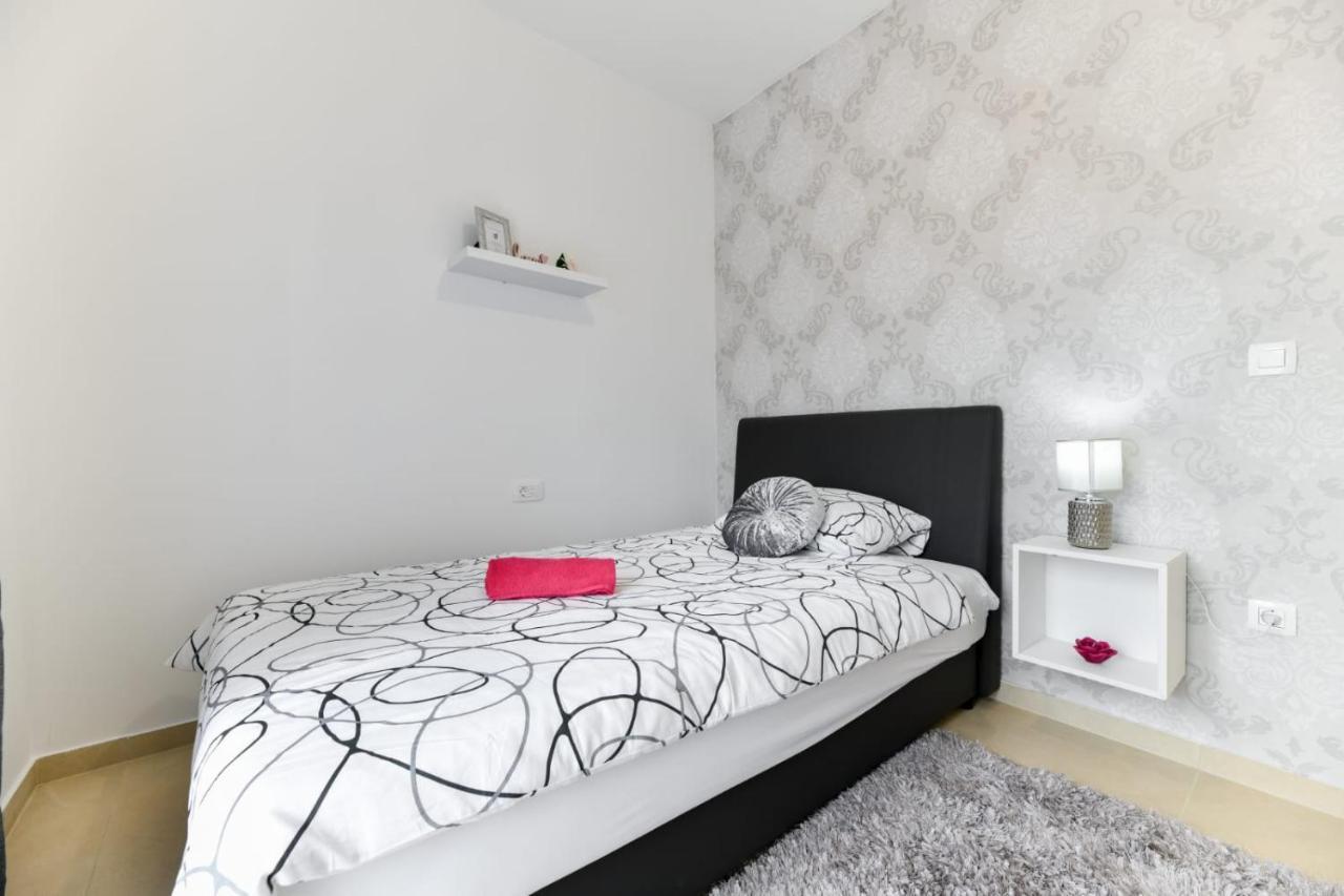 זאדאר Family Apartment Amare מראה חיצוני תמונה