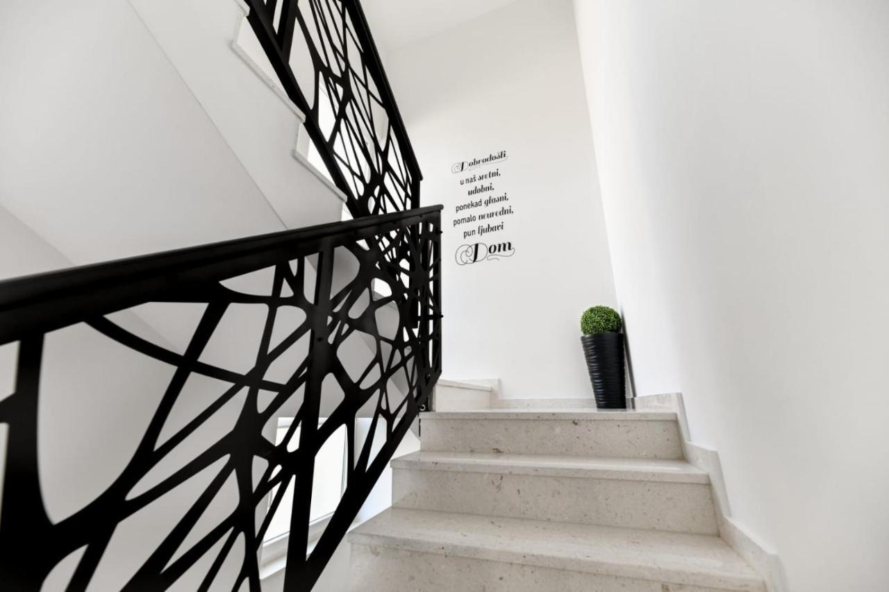 זאדאר Family Apartment Amare מראה חיצוני תמונה